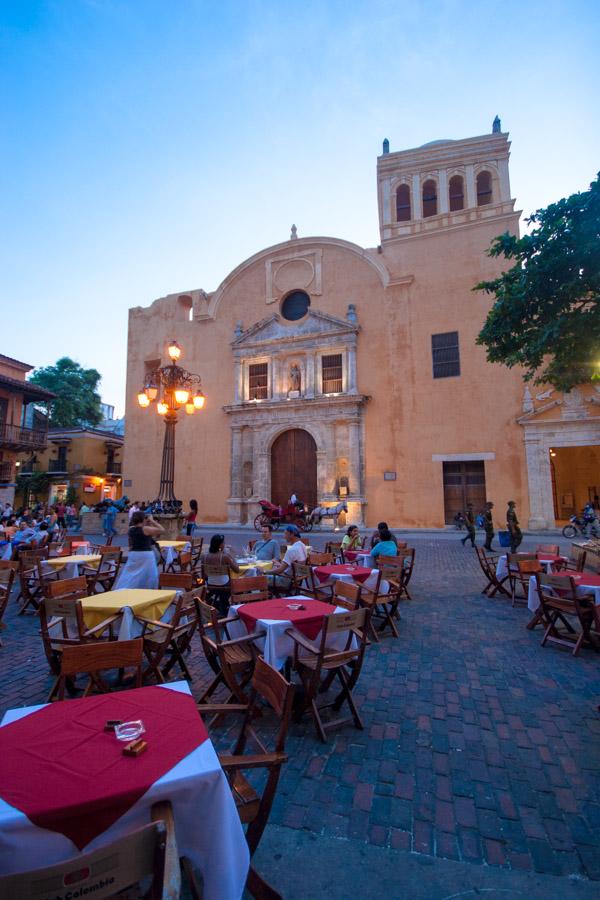 Plaza, Iglesia Santo Domingo, Cartagena, Bolivar, ...