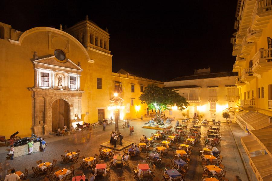 Plaza, Iglesia Santo Domingo, Cartagena, Bolivar, ...