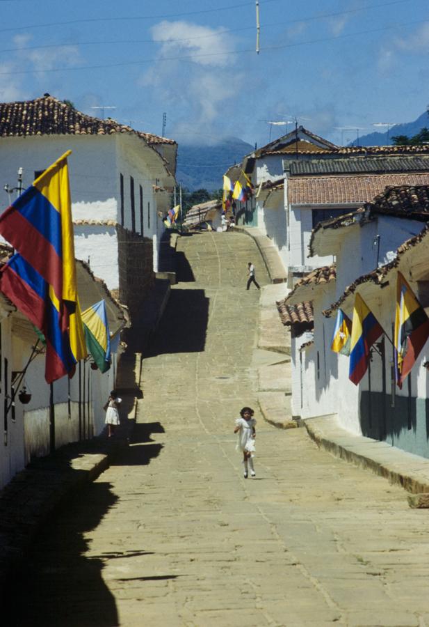 Calle en Barichara, Santander, Colombia