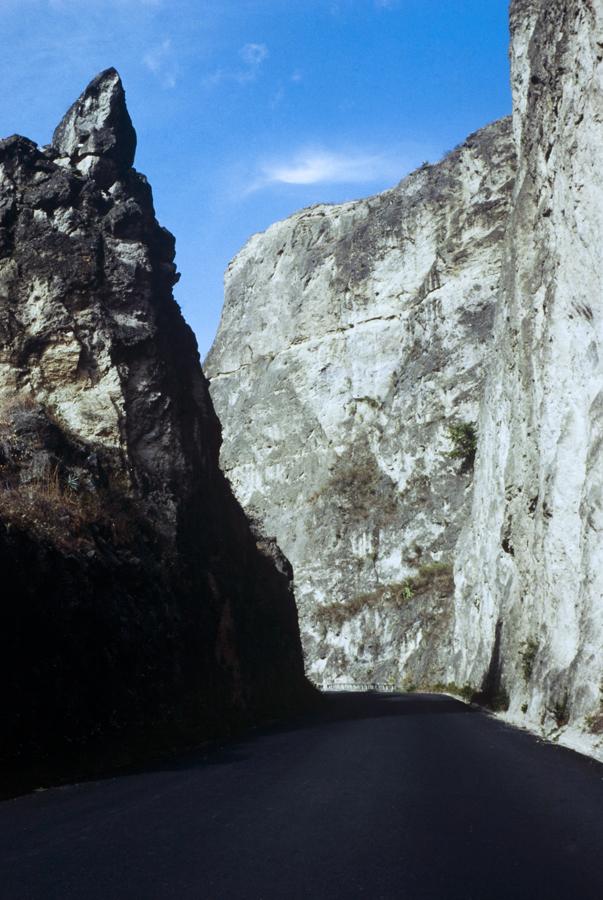 Carretera en Popayan, Pasto, Colombia