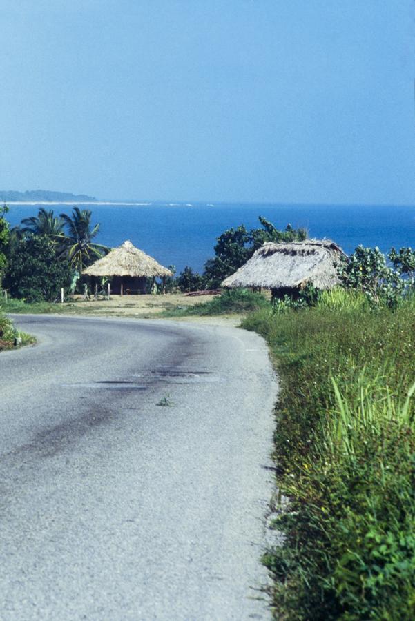 Carretera en Santa Marta, Magdalena, Colombia