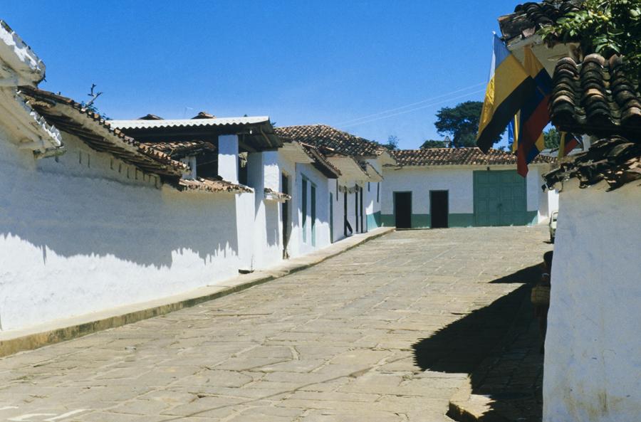 Calle en Barichara, Santander, Colombia