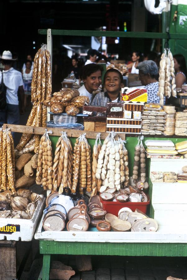 Mercado tipico en Girardot, Cundinamarca, Colombia