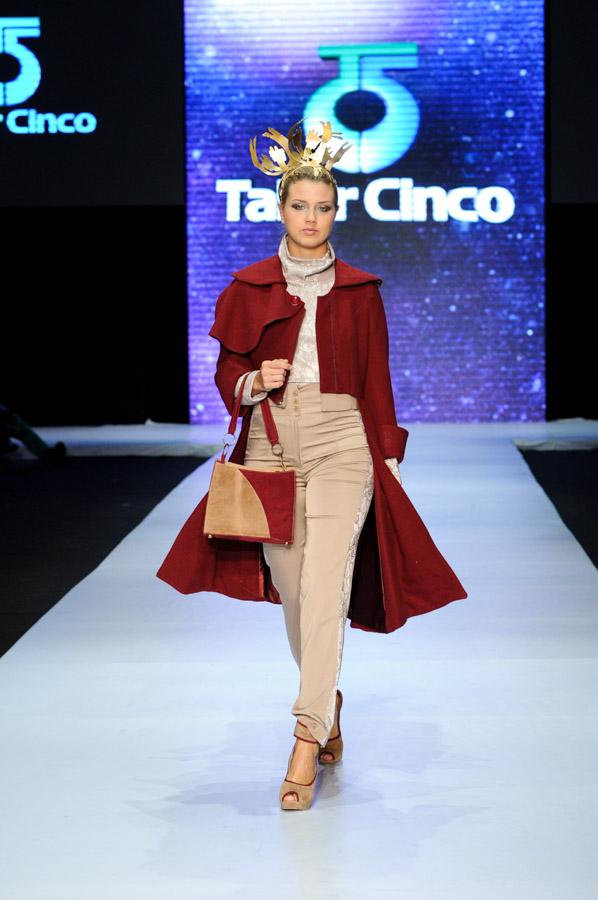 Pasarela TALLER CINCO, Circulo de la Moda Bogota, ...