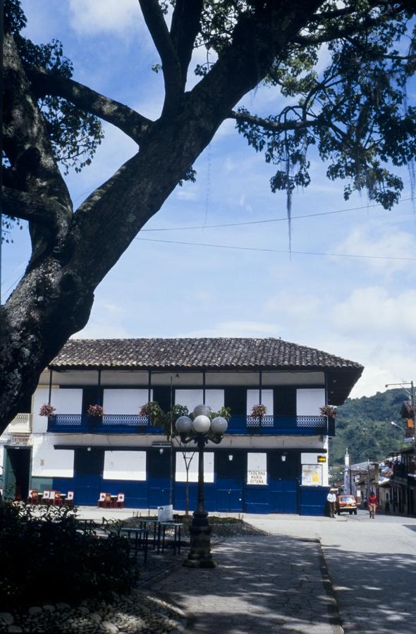 Calle en Jardín Antioquia, Colombia