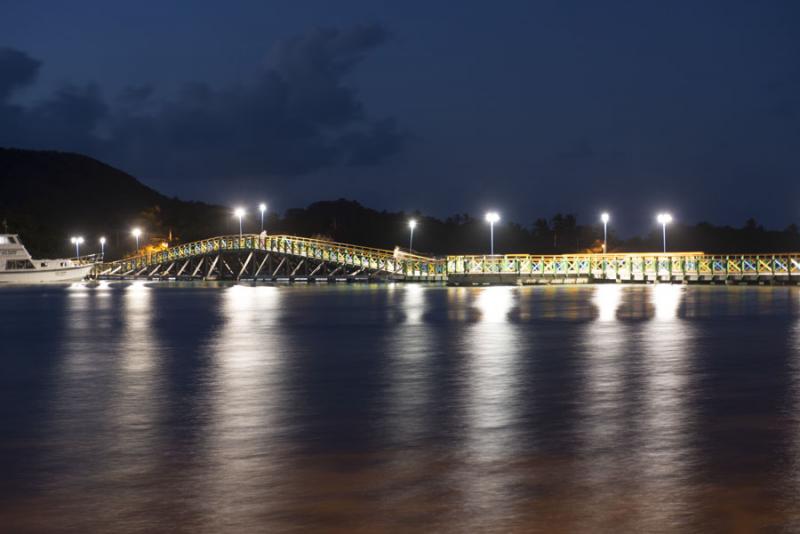 Puente de los Enamorados, Isla de Providencia, Arc...