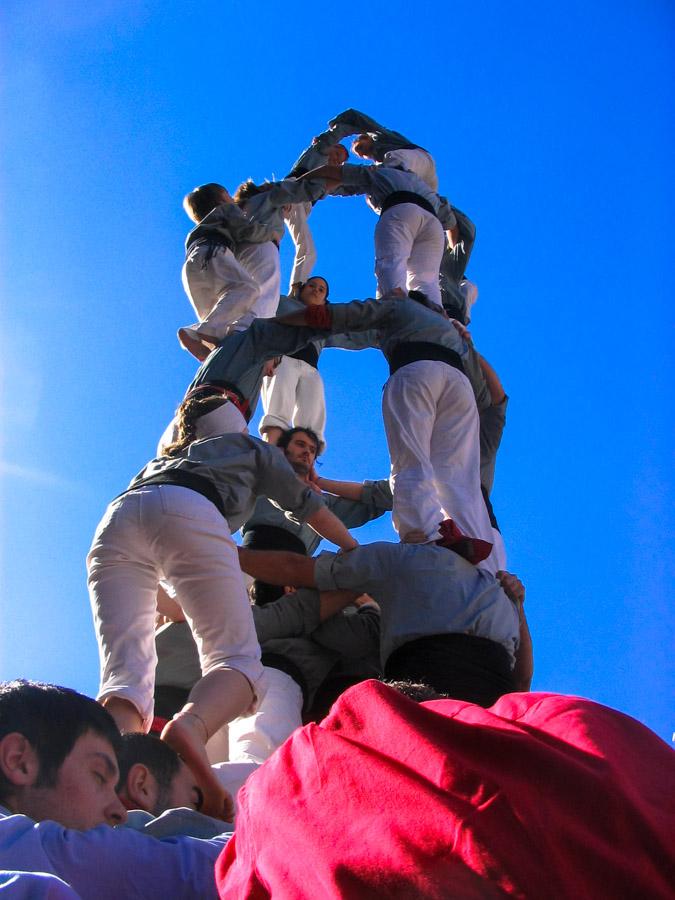 Torres humanas en fiesta de la Trobada Castellera ...