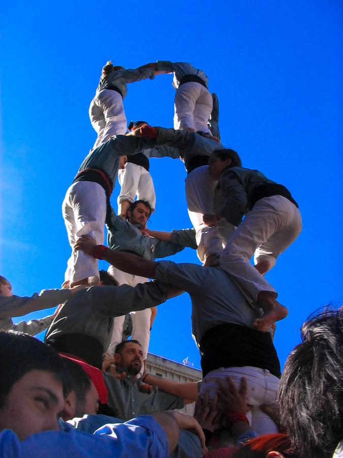 Torres humanas en fiesta de la Trobada Castellera ...