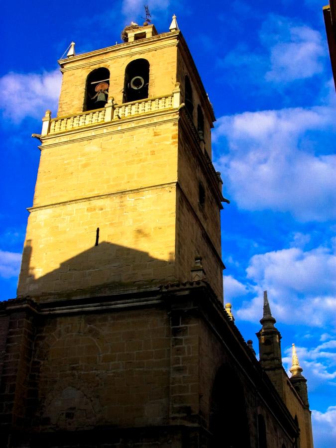 Campanario Catedral de Santa María la Redonda, Lo...