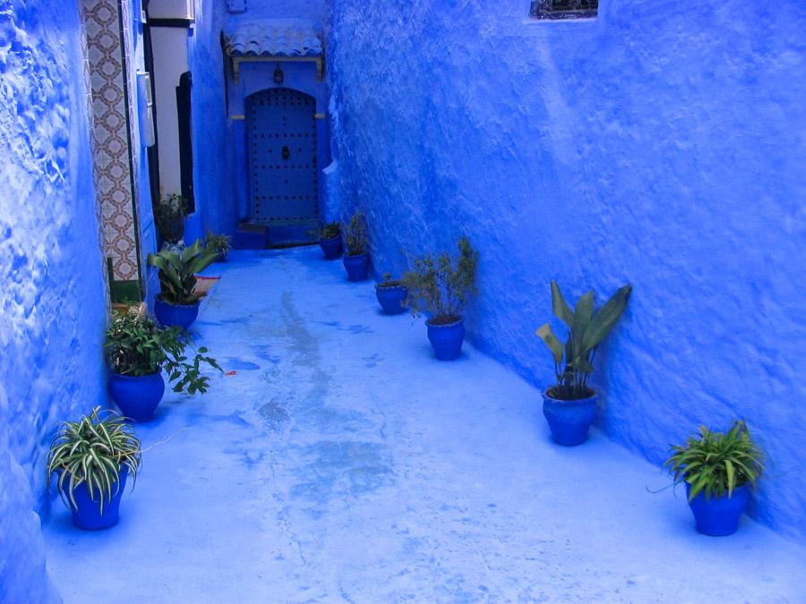 Pasillo de una Casa azul