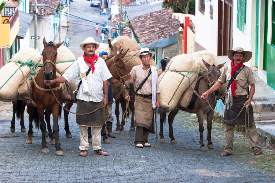 Arrieros en Tamesis, Antioquia, Colombia