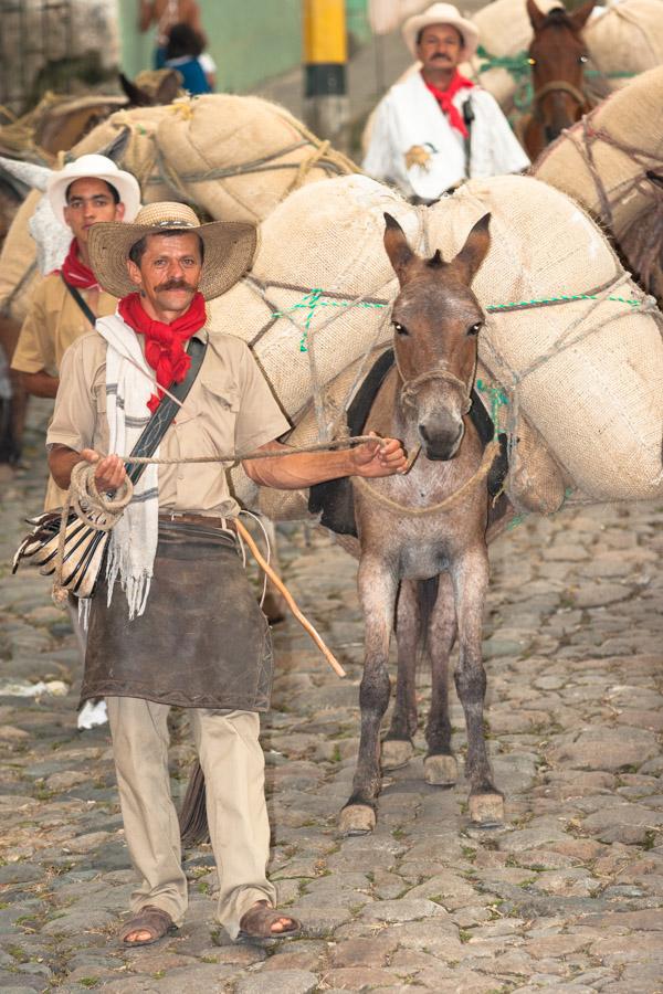 Arrieros en Tamesis, Antioquia, Colombia