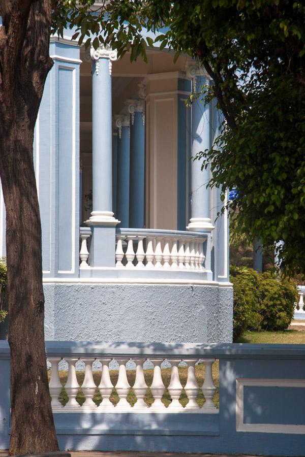 Detalle de un Balcon del Hotel Majestic, Barranqui...