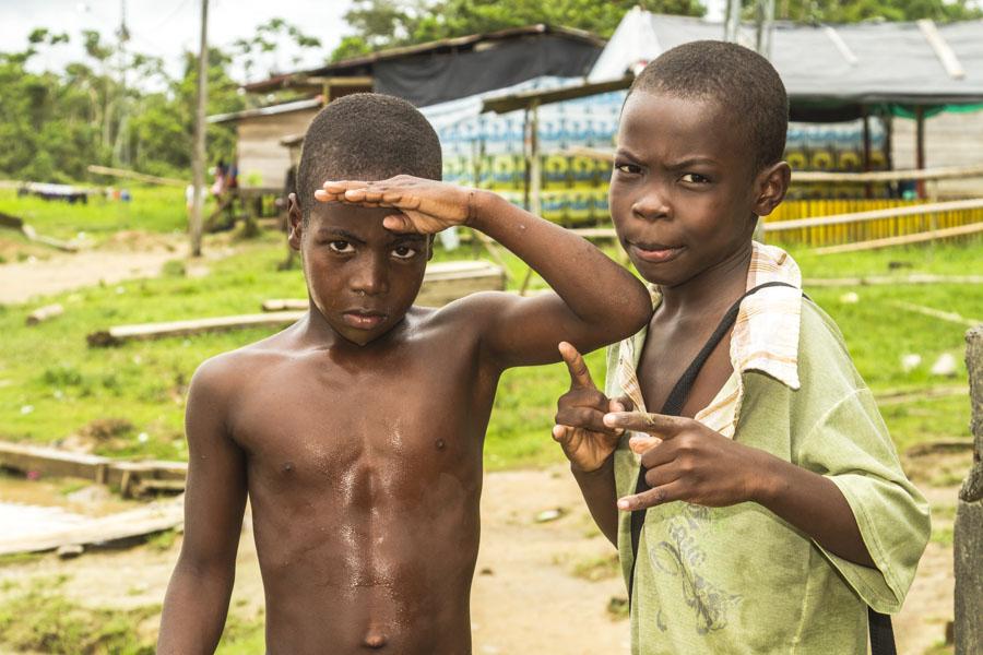 Niños en Quibdo, Choco, Colombia