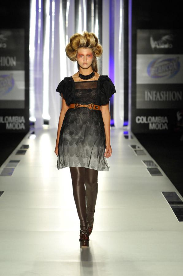 Pasarela Alado- Infashion, Colombiamoda 2011, Mede...