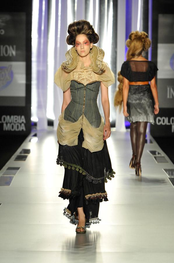 Pasarela Alado- Infashion, Colombiamoda 2011, Mede...