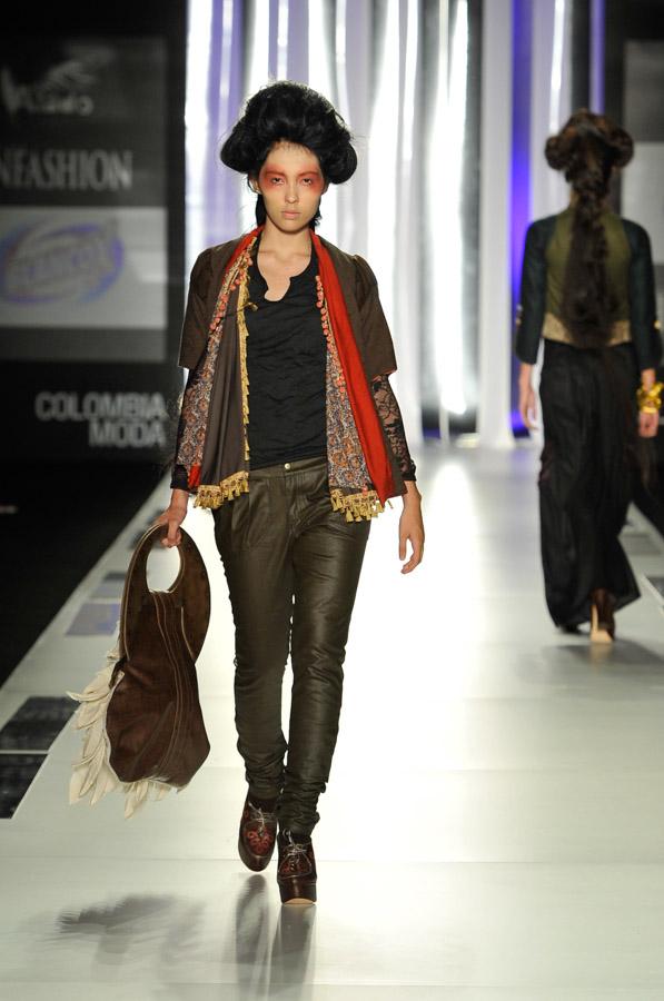 Pasarela Alado- Infashion, Colombiamoda 2011, Mede...