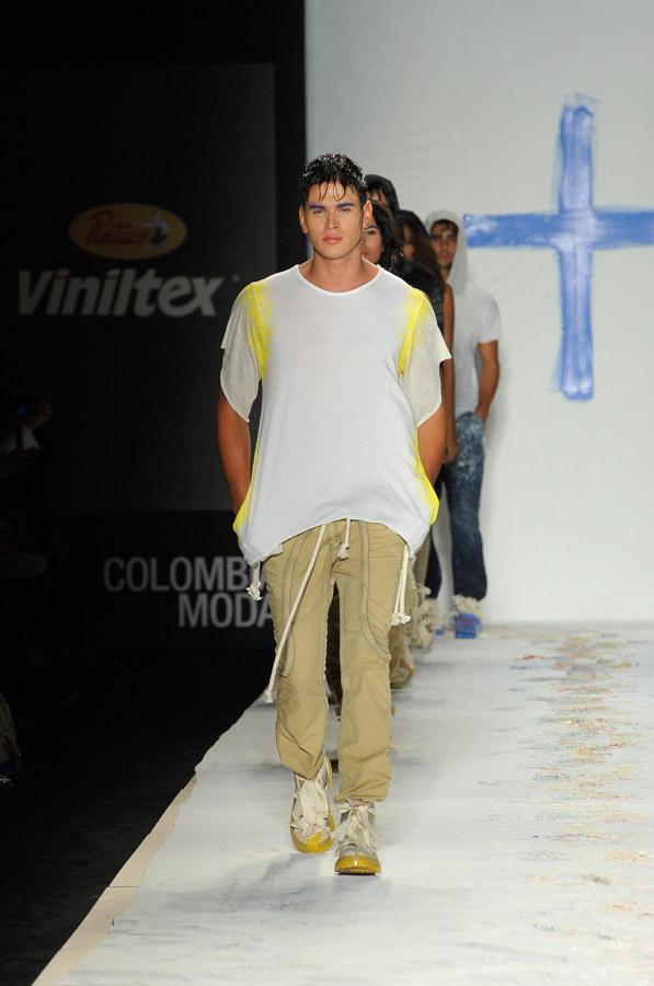 Pasarela Camilo Alvarez, Colombiamoda 2011, Medell...