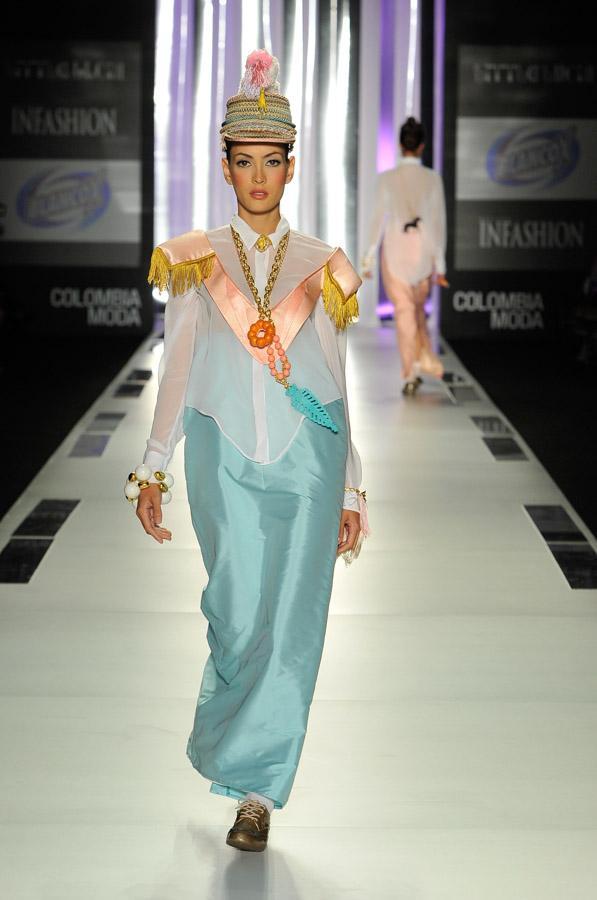 Pasarela Little Lucia- Infashion, Colombiamoda 201...