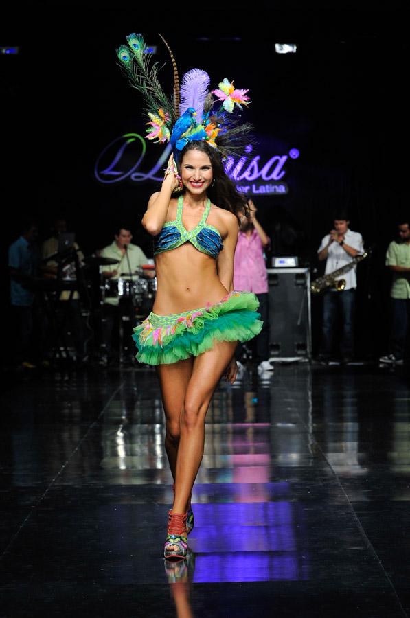 Pasarela Leonisa, Colombiamoda 2011, Medellin, Jul...