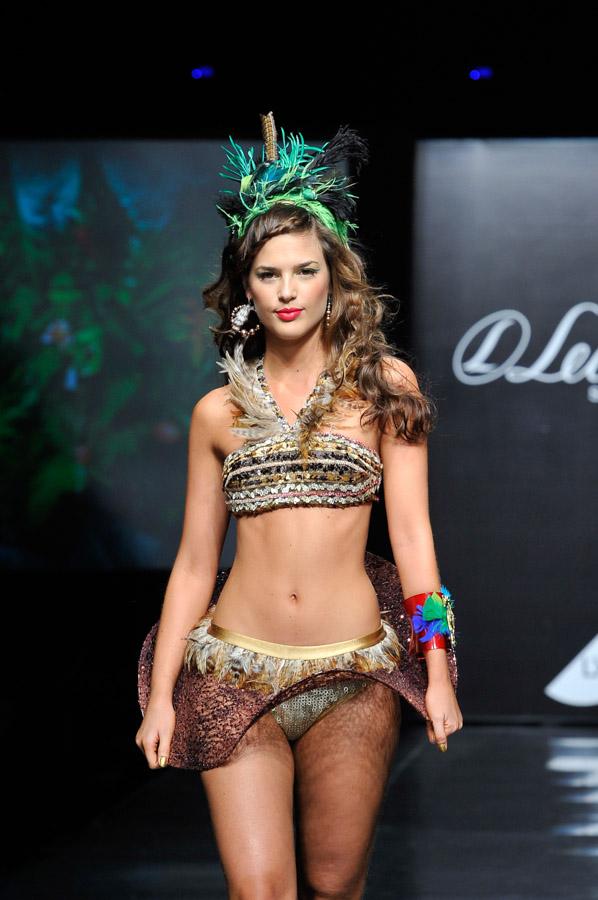 Pasarela Leonisa, Colombiamoda 2011, Medellin, Jul...