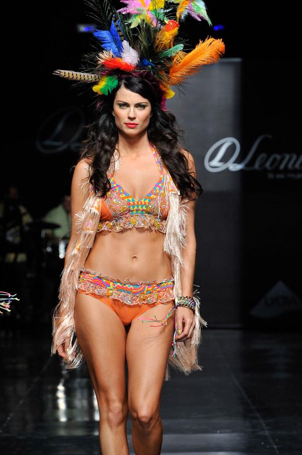 Pasarela Leonisa, Colombiamoda 2011, Medellin, Jul...