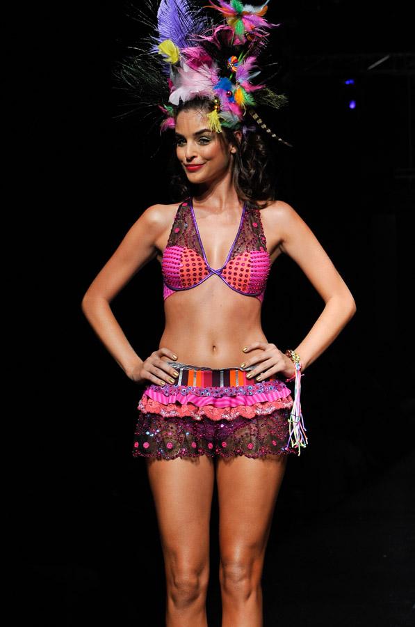 Pasarela Leonisa, Colombiamoda 2011, Medellin, Jul...