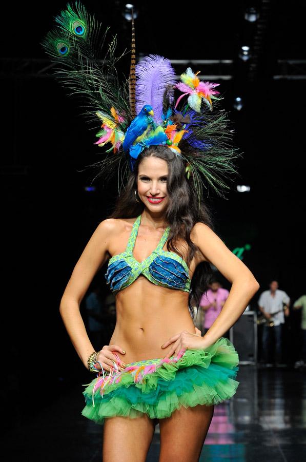 Pasarela Leonisa, Colombiamoda 2011, Medellin, Jul...