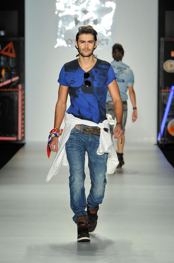 Pasarela No Project, Colombiamoda 2011, Medellin, ...