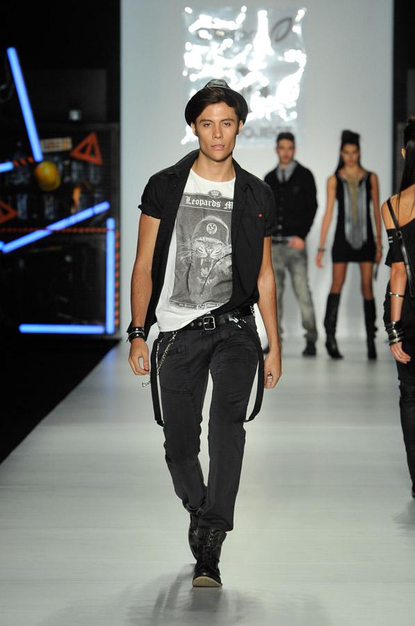 Pasarela No Project, Colombiamoda 2011, Medellin, ...