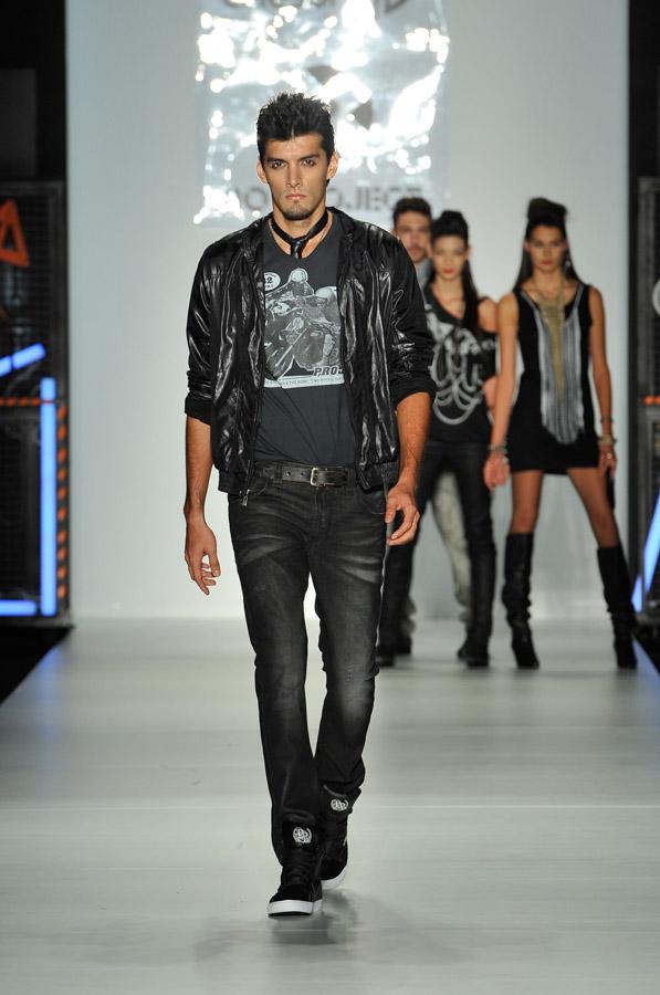 Pasarela No Project, Colombiamoda 2011, Medellin, ...