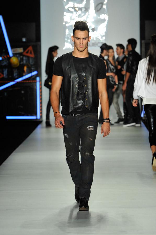 Pasarela No Project, Colombiamoda 2011, Medellin, ...