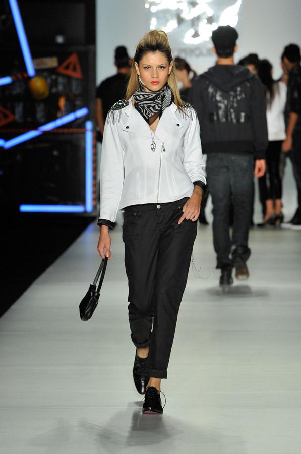 Pasarela No Project, Colombiamoda 2011, Medellin, ...