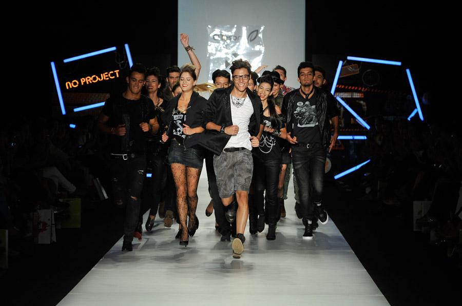 Pasarela No Project, Colombiamoda 2011, Medellin, ...