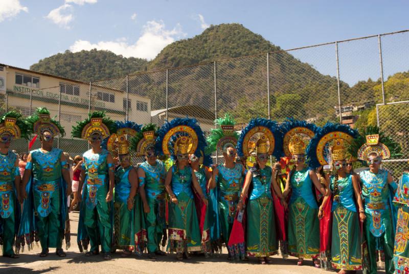 Grupo de personas disfrazadas, Carnaval de Riosuci...