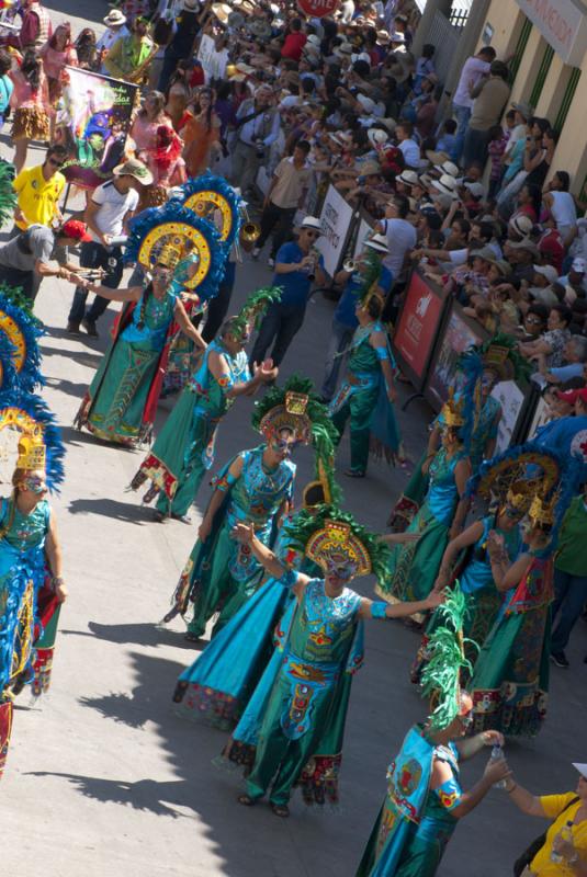 Grupo de personas disfrazadas, Carnaval de Riosuci...