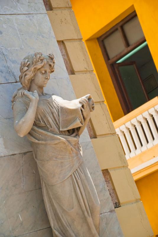 Escultura del Teatro Heredia, Cartagena, Ciudad Am...