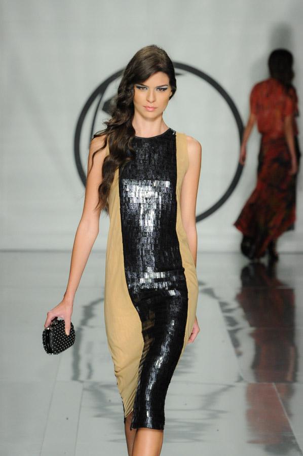 Pasarela Beatriz Camacho Plataforma k 2013, Barran...