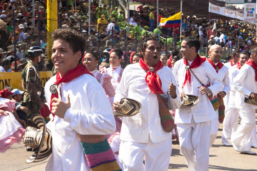 Grupo Folclorico Bailando en la Via 40, Batalla de...