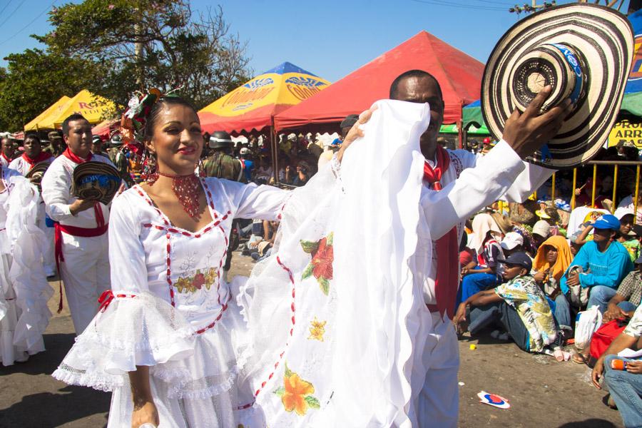 Pareja Bailando Cumbia en la Batalla de Flores, Ca...