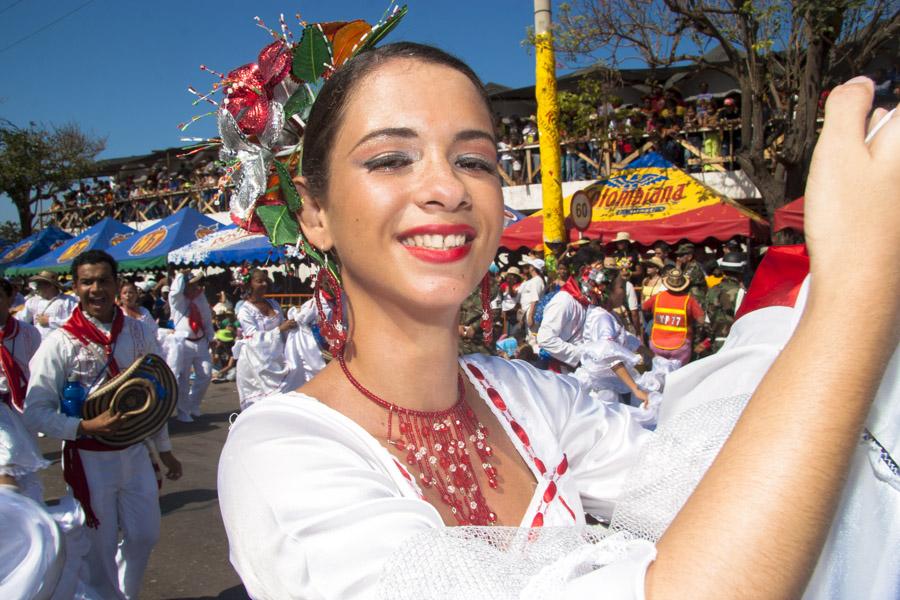 Mujer Bailando Cumbia en el Rumbodromo, Batalla de...