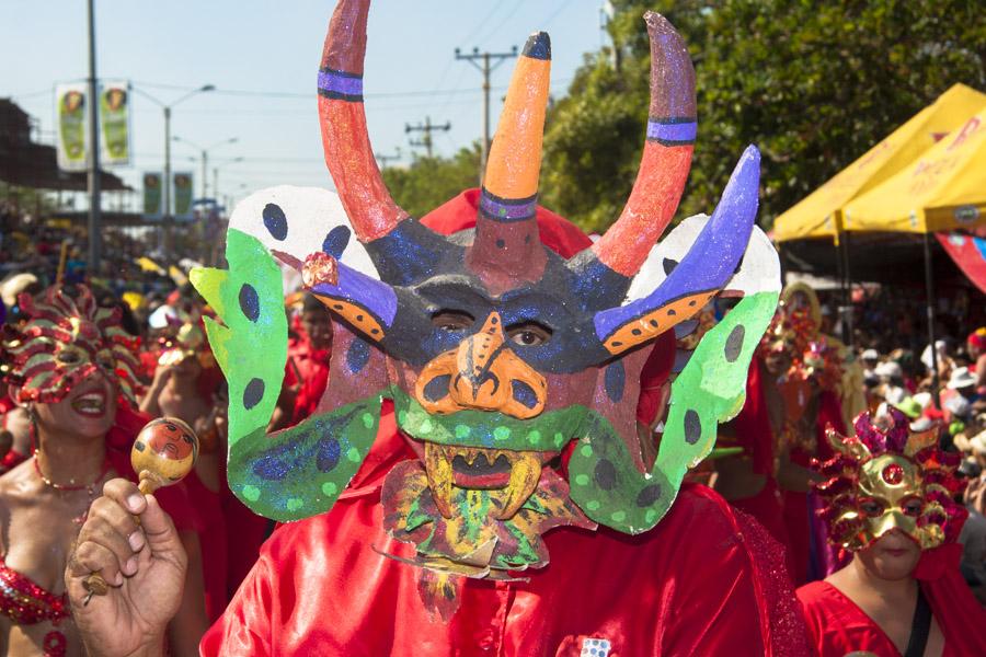 Disfraces en la Batalla de Flores, Carnaval de Bar...