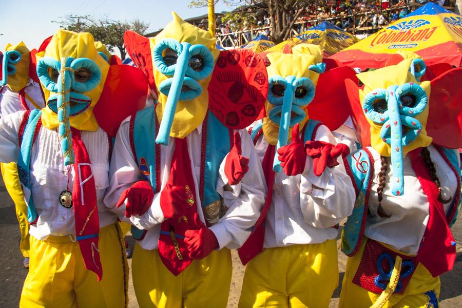 Comparsa de Marimondas en la Batalla de Flores, Ca...