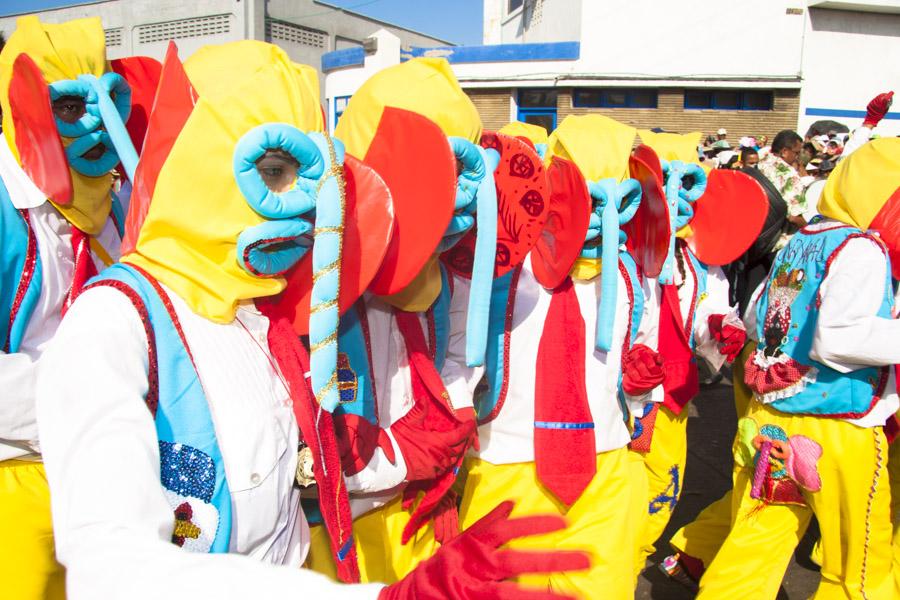 Comparsa de Marimondas en la Batalla de Flores, Ca...