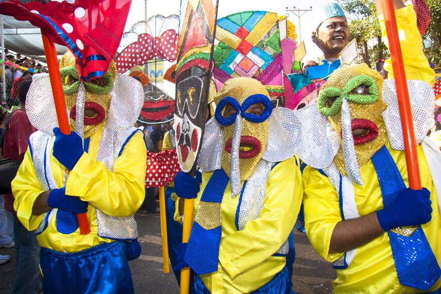 Comparsa de Marimondas en la Batalla de Flores, Ca...