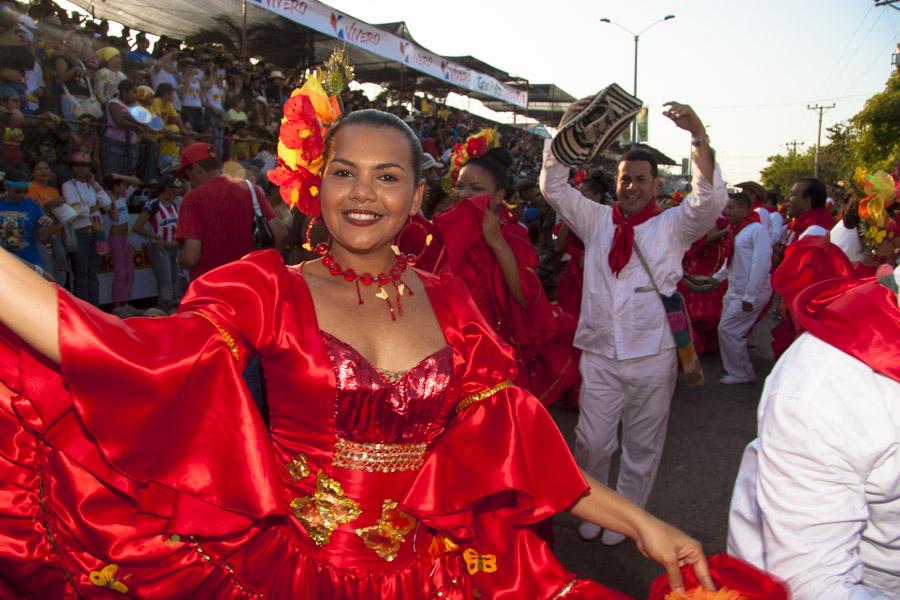 Comparsa Bailando Cumbia en la Batalla de Flores, ...