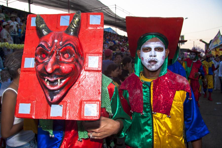 Disfraces en la Batalla de Flores, Carnaval de Bar...