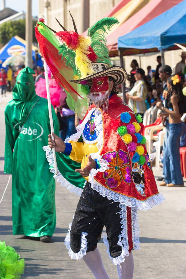 Traje Tipico del Baile del Torito, Desfile de Fant...