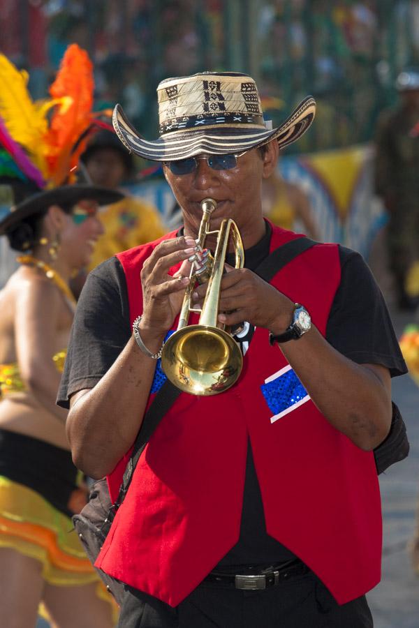 Musica en el Desfile de Fantasia, Carnaval de Barr...