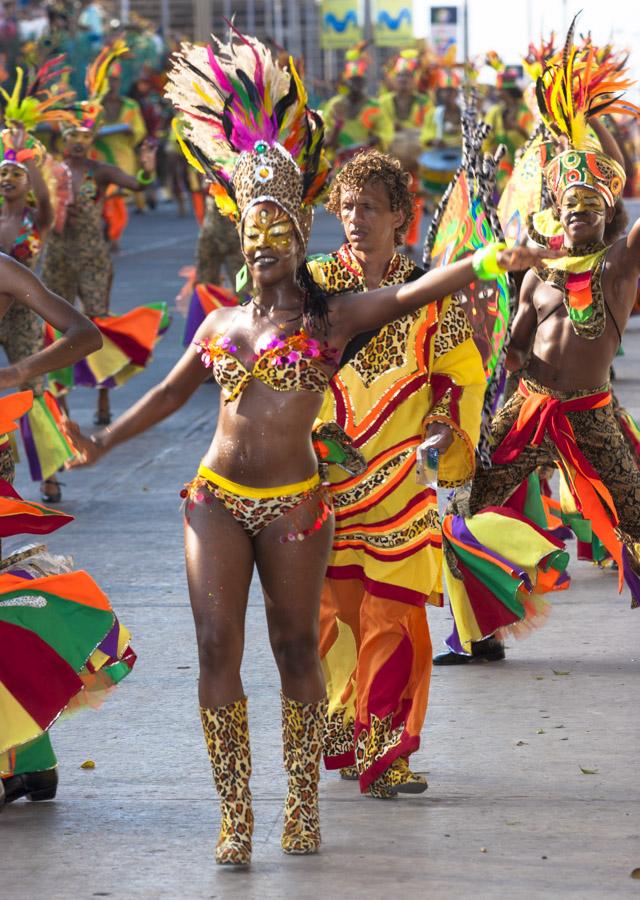 Comparsa en el Desfile de Fantasia, Carnaval de Ba...